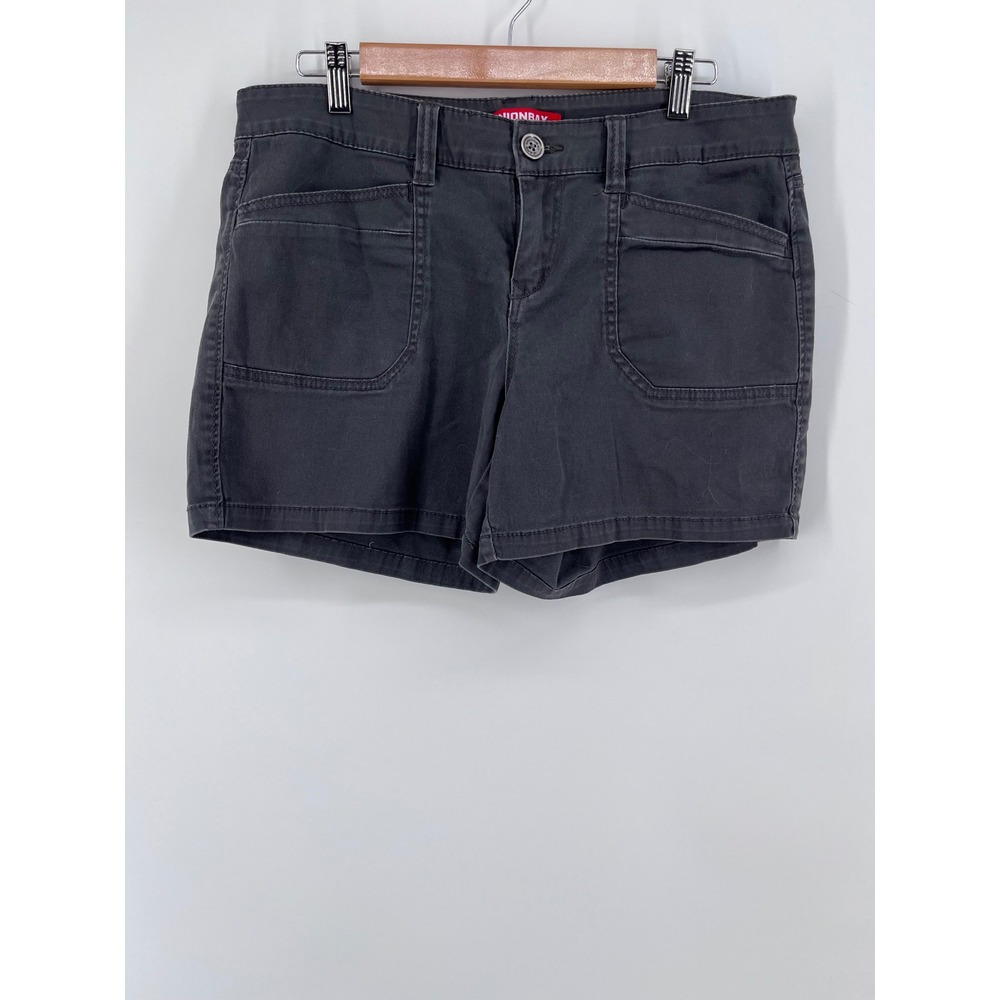 Unionbay Womens Cargo Shorts Charcoal Gray Size 13 Utility Patch Pocket Mid Rise